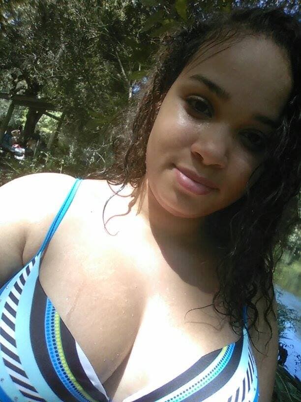 Leaked Cute and Chubby Ebony Girlfriend Gives Handjob and Gets Fingered like A Webslut Whore