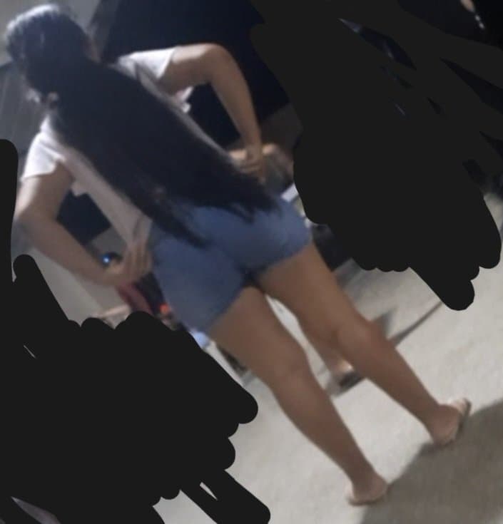 karla lorena heredia salinas espiada, no se da cuenta, amiga