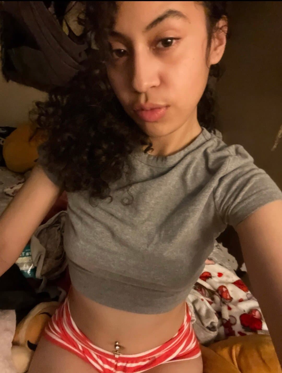 Kinky hairy fun sized latina teen loves to tease + feet self worship