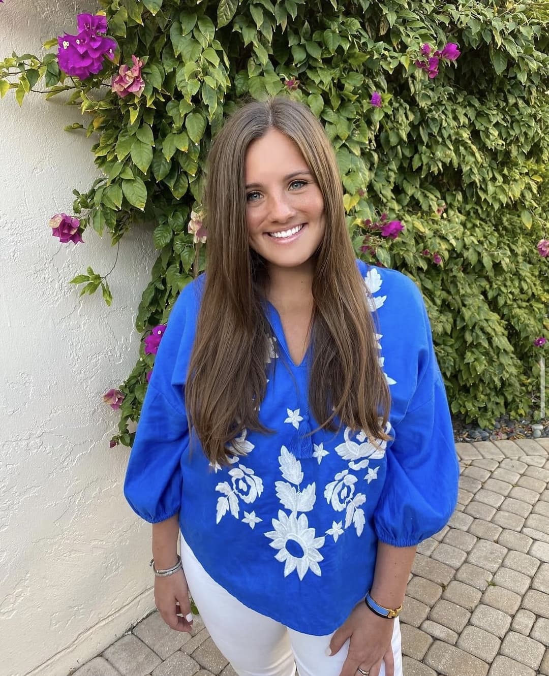 Beautiful Free use IRL College Slut for use