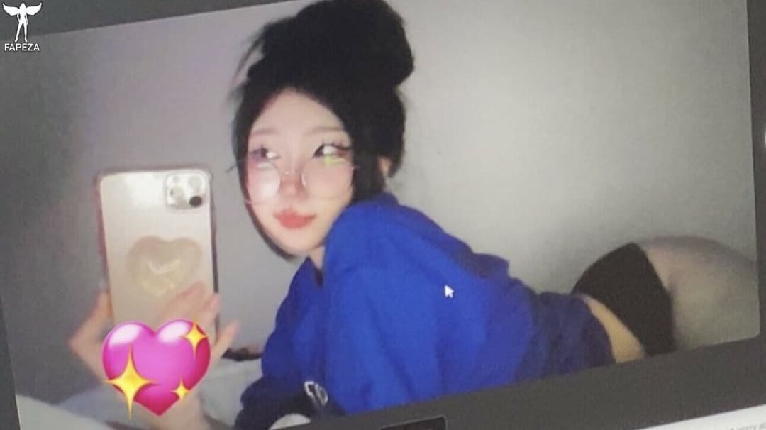 Asian Twitch streamer 6