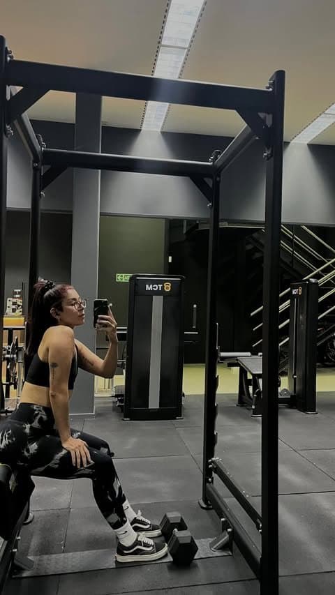 sofiicarsiimo. 2. terrible culazo la negra.. vgg