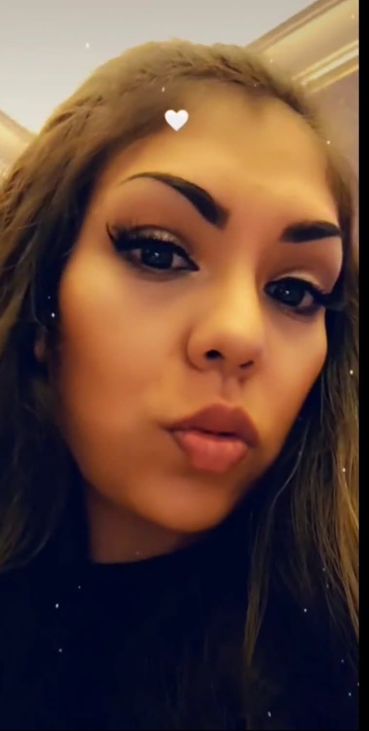Sexy TikTok Latina loves to show her feet and body, please feel free to use her for AI porn.