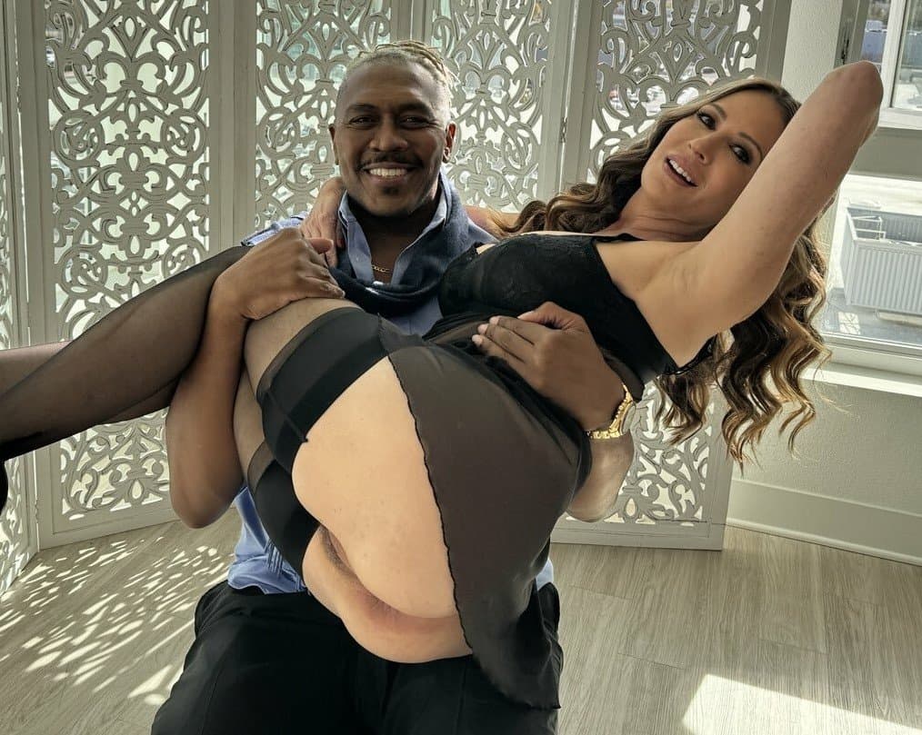 THE LEGEND CHRISTY C