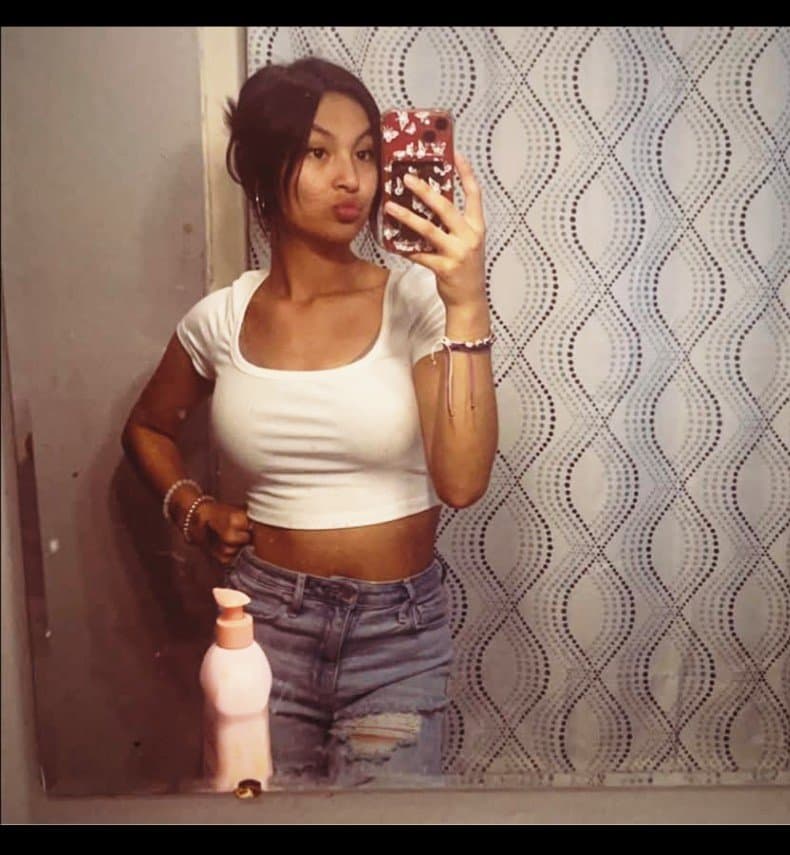 Social media: Kimora L Sheridan Amelia nunez they like dick vid swinging N they send nudes also