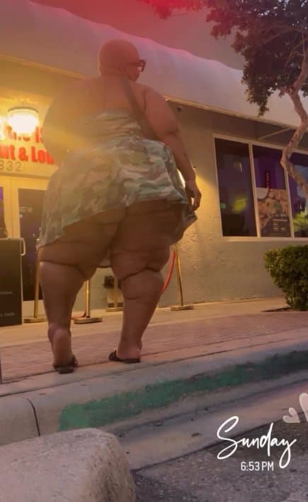 Bald head Bbw short n stacked