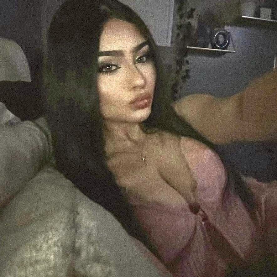 Join this telegram group about this Slut. Dm if you wanna join. ONLY TALK ABOUT HER, no other sluts.