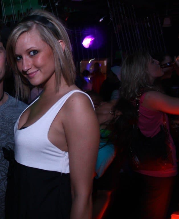 Wonder what made Jaime, Stephanie, and Heather happier. Iowa States bowl win or flashing for G G W