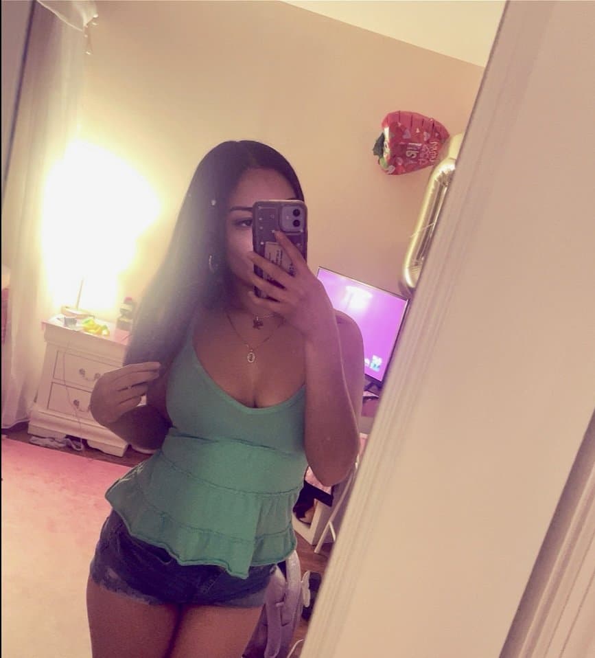 Click to view full size Sisters Dirty Panties and Socks