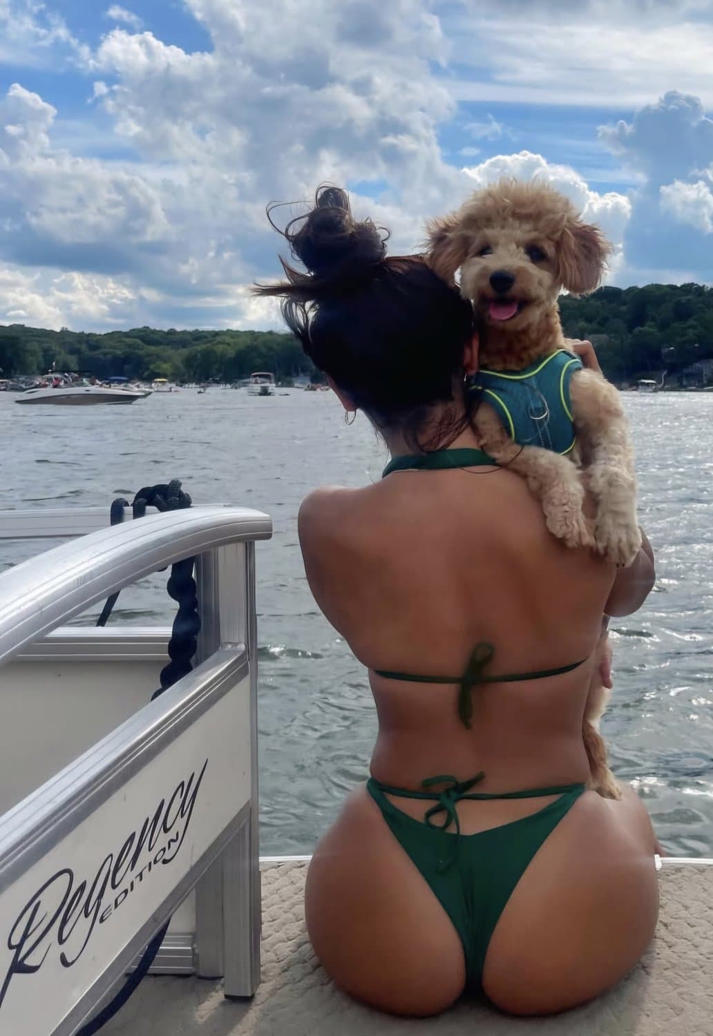 5ft Petite Laitna Francesca. Size 6 feet