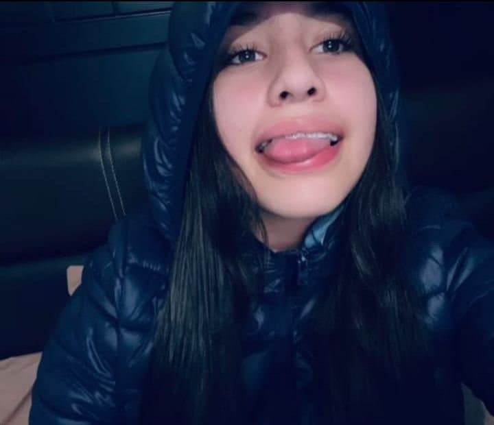 Puta pendejita adicta a la verga tetonsita y de culo rico exhibida