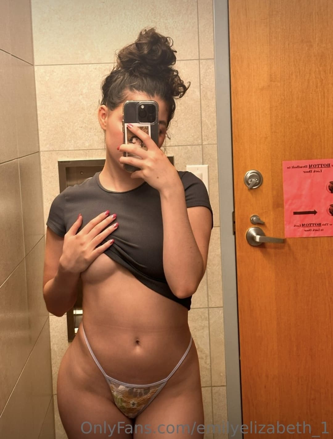 Click to view full size meg marie’s sister tried OF…wasn’t as successful since she wouldn’t get naked