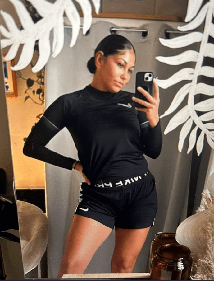 trini olivia mirror leaks, ass and tits, pretty face , facial freeuse