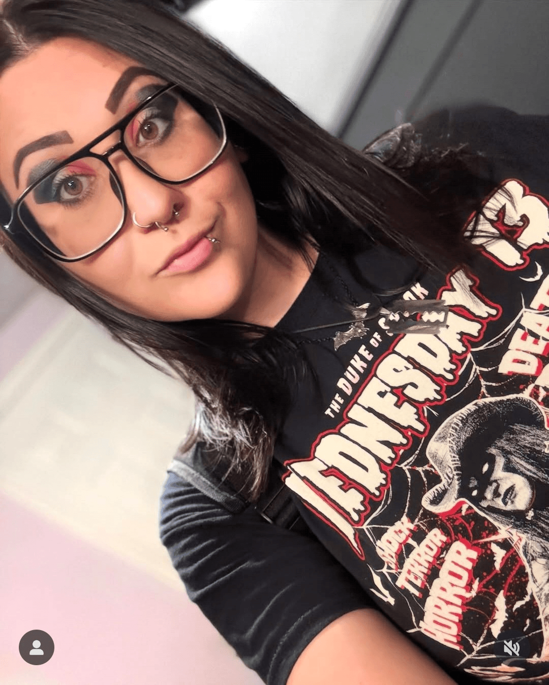 Unemployed married Goth Skank. Wonder how much her thick ass would be worth on the black market?