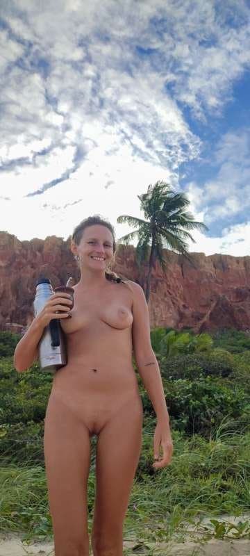 Siendo viajeros naturist couple ain & gonza post more of this lady