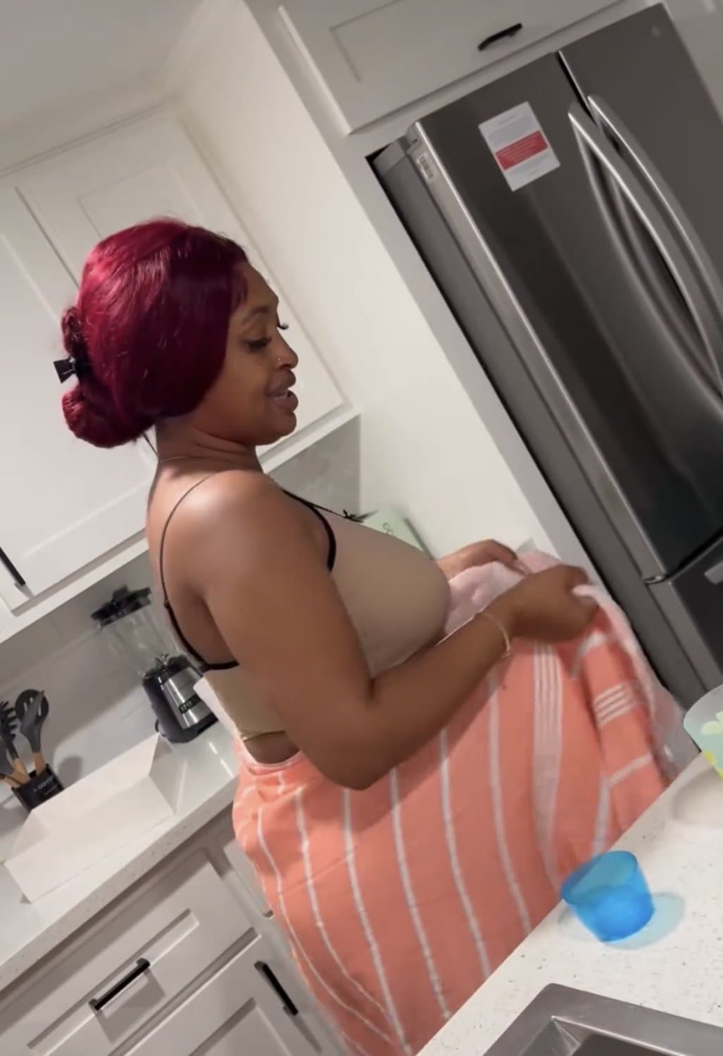 Click to view full size Black milf slut with nice tits I wouldn’t pull out lowkey