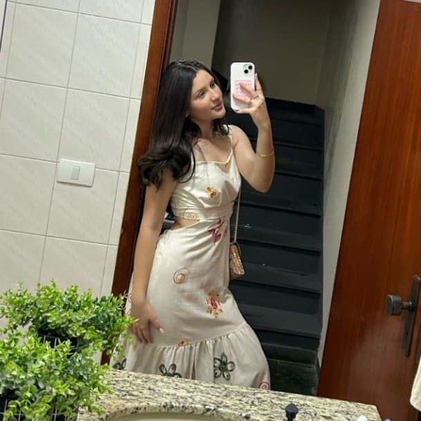 hot white brunnete, leaked