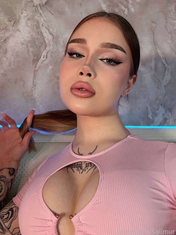 Click to view full size Tá salimur pt 3 (trans,shemale,tgirl,ladyboy,tgirl, Sissy )