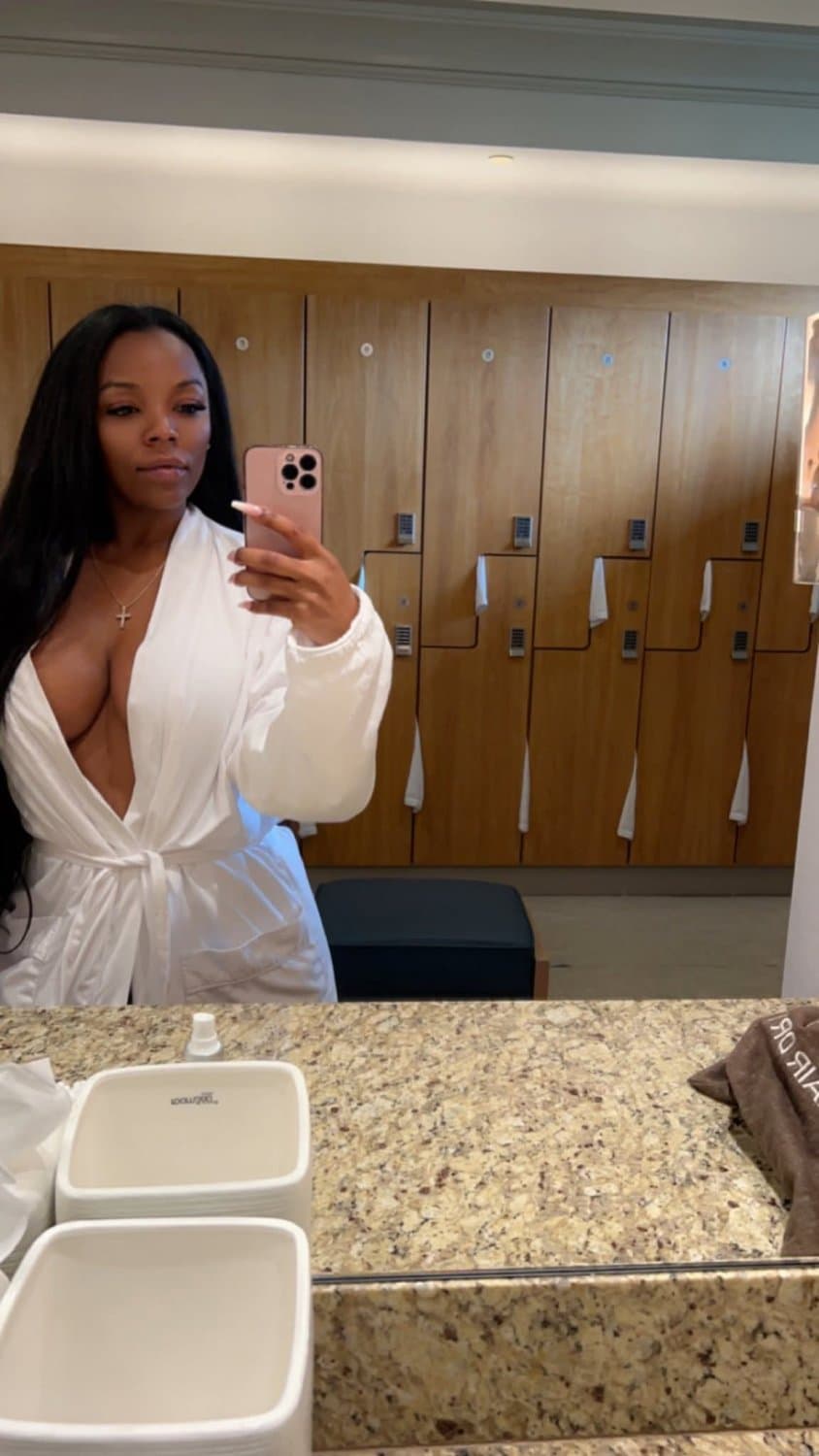 Ebony Queen wants your babies.