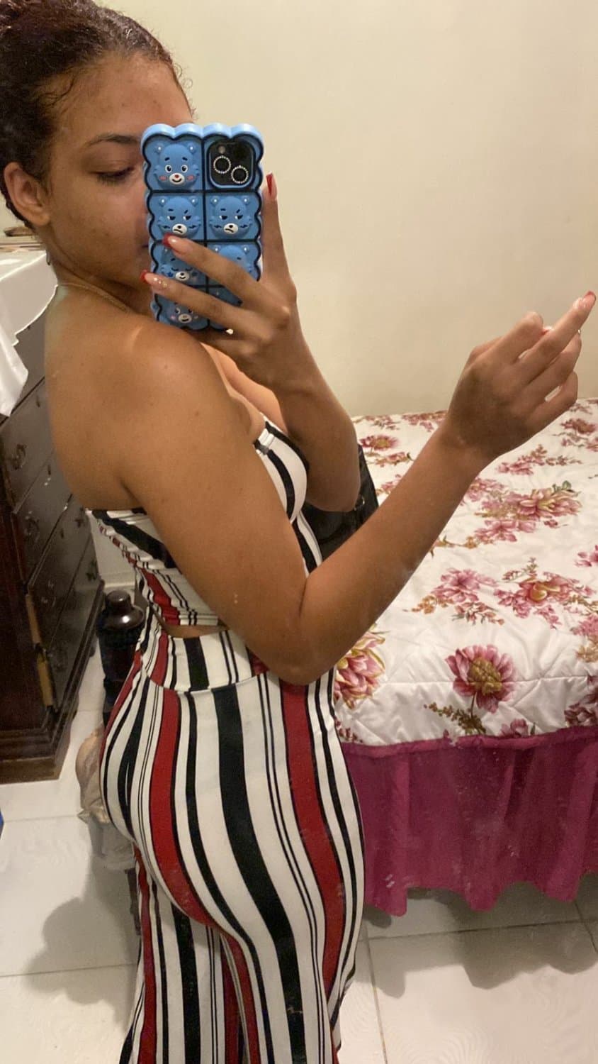 Click to view full size @carrascoyarlin Dominican Teen Latina Webslut Yarlin Mariel Páez Carrasco