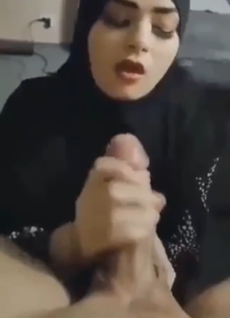 Dm telegram fendihe uk hijabi