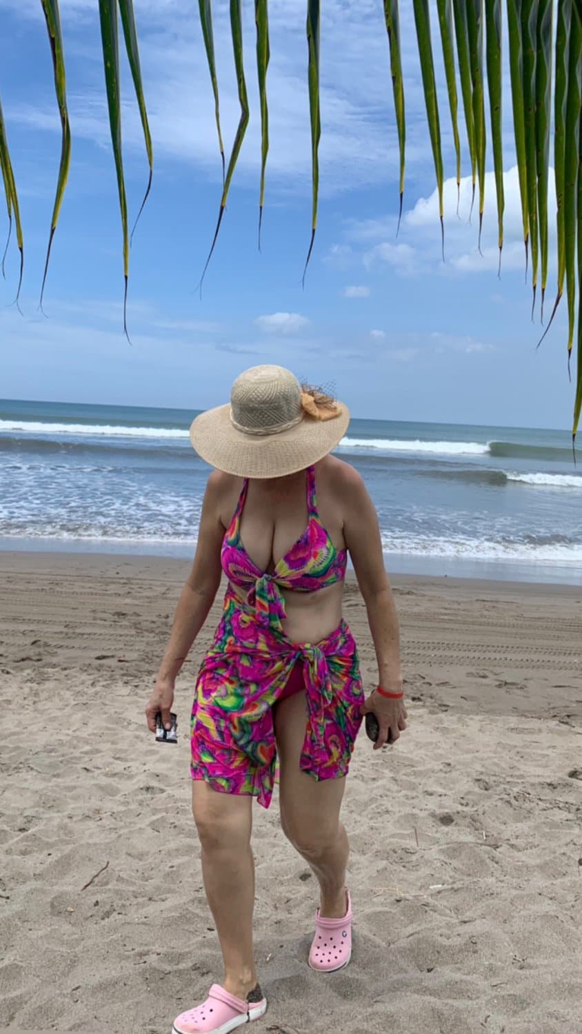 Thot milf and thot daughter