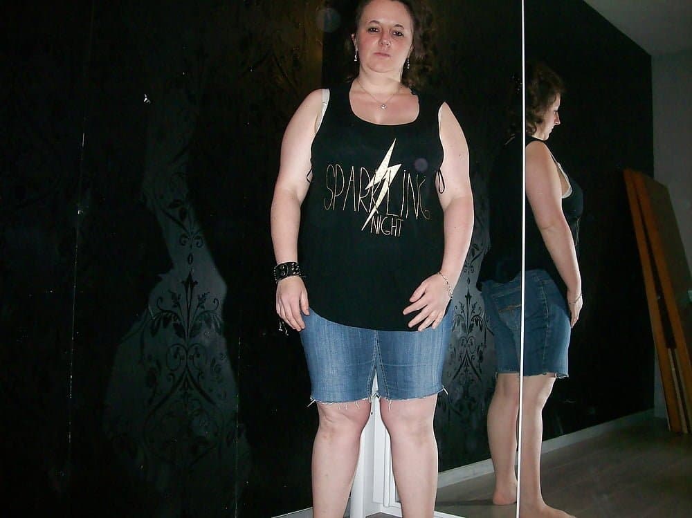 Je suis disponible pour vous venez nombreux pour me remplir le cul