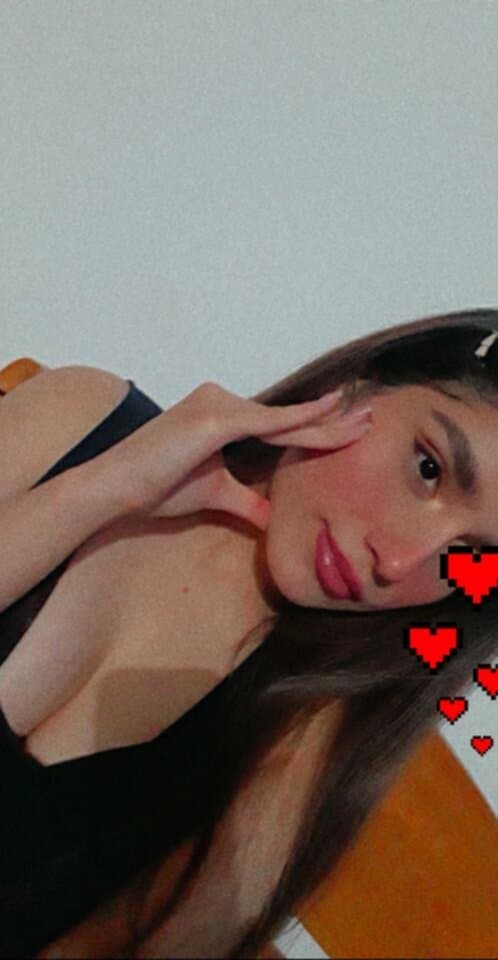 Submitted and risked Girlfriend Claudia. Want to risk your girl too ? DM me