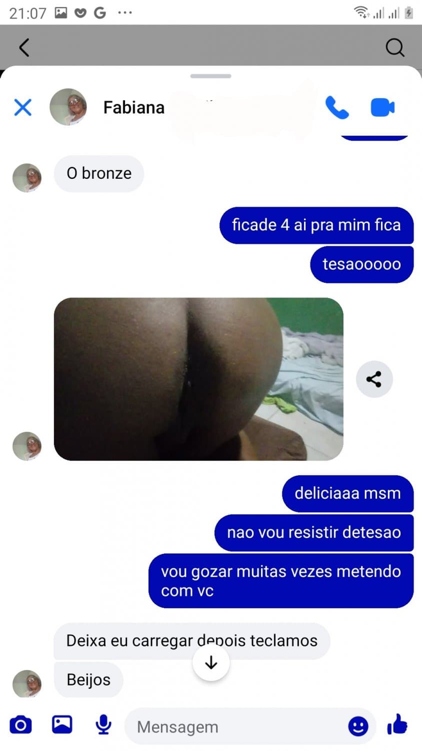 Fabiana velha deliciosa da buceta gigante e faminta por pau grande e cheio de porra !!!