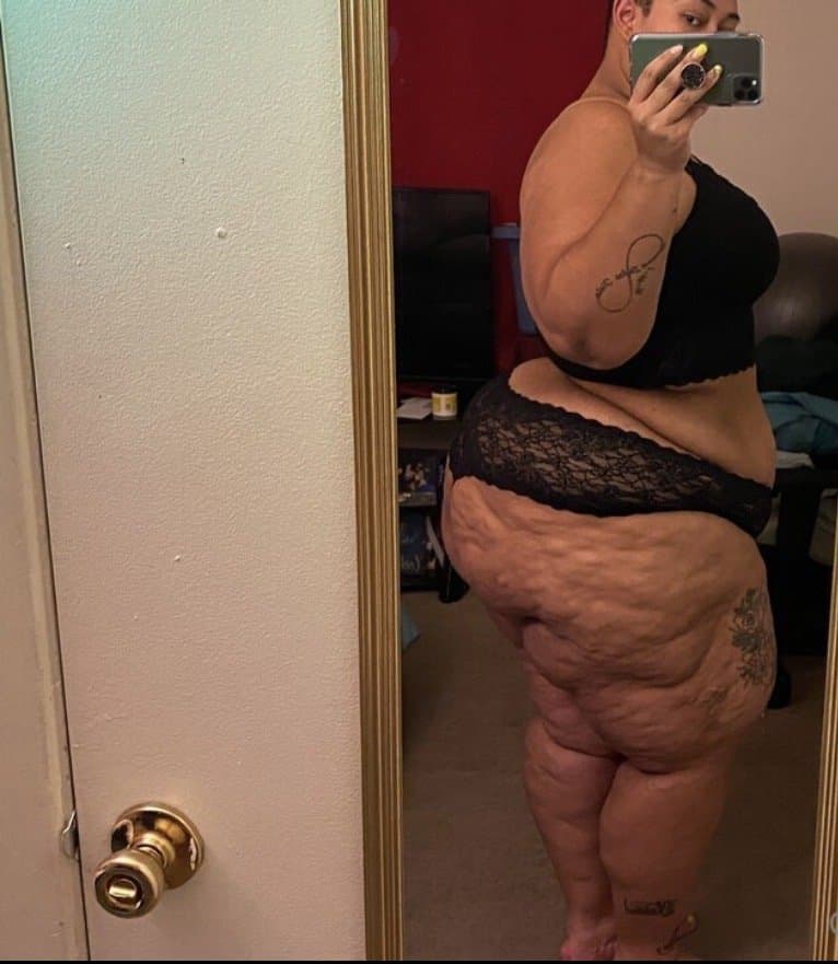Deep ass crack goon Bbw