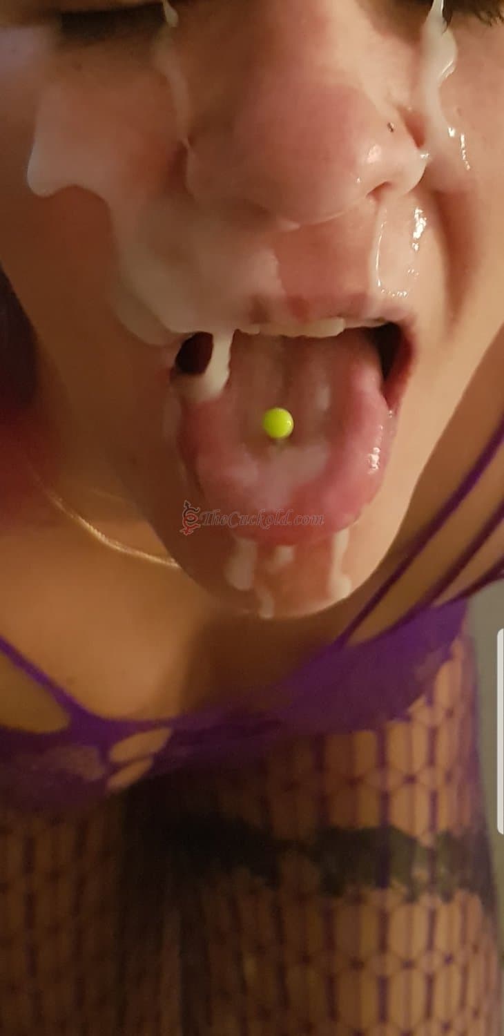 Amateur Italian wife takes part in orgies