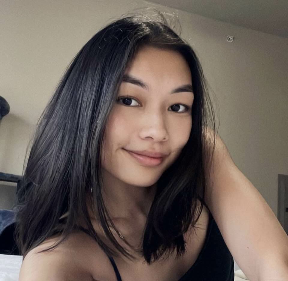 25yo asian hottie Tinytina - Send yours on Kik ElVatoLoko97