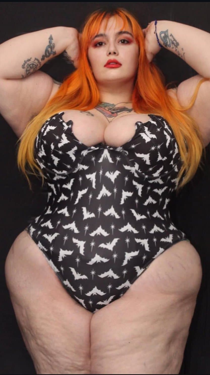 Click to view full size Bbw goth big legs