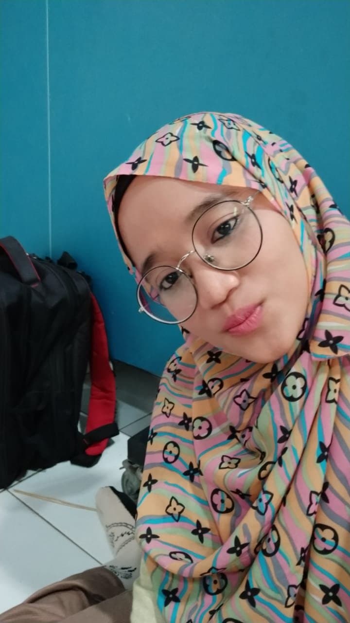 Rani jilbab bugil