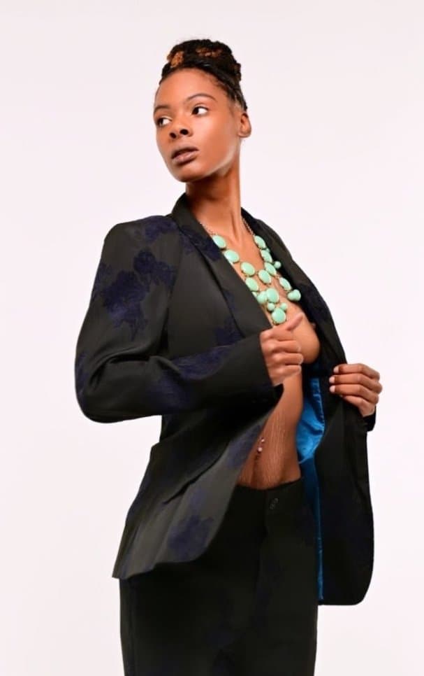 Carmella @carmelladean_