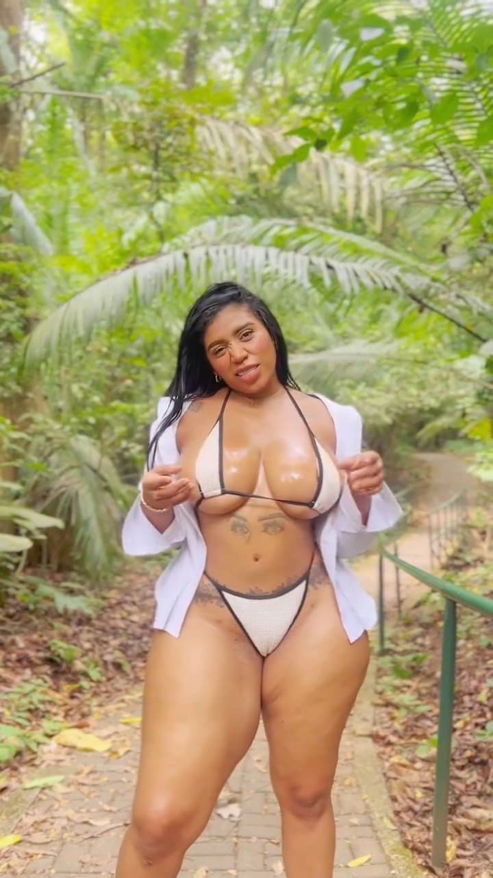Amazon Big Booty Bit Tits Dominican