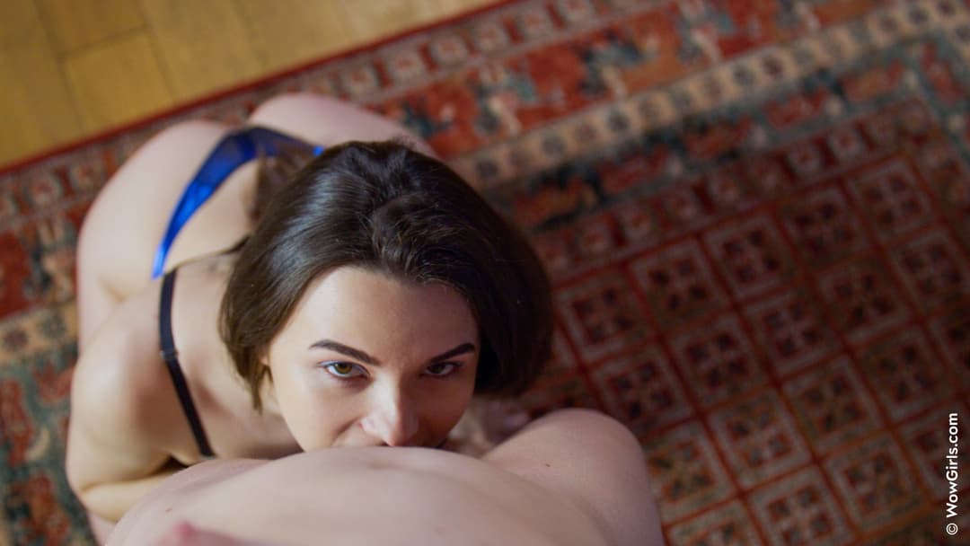 Hayley Sanders & Bella Sparks - Endless cravings