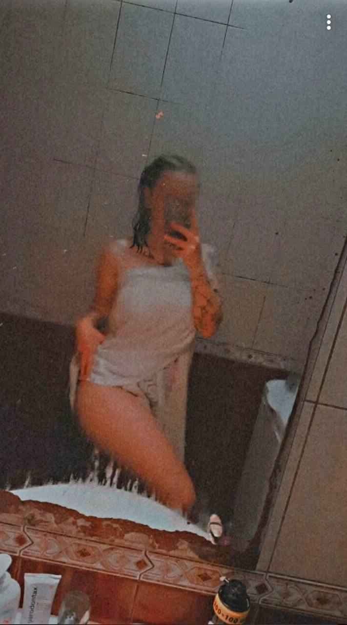 Magyar ribanc B. Evelin