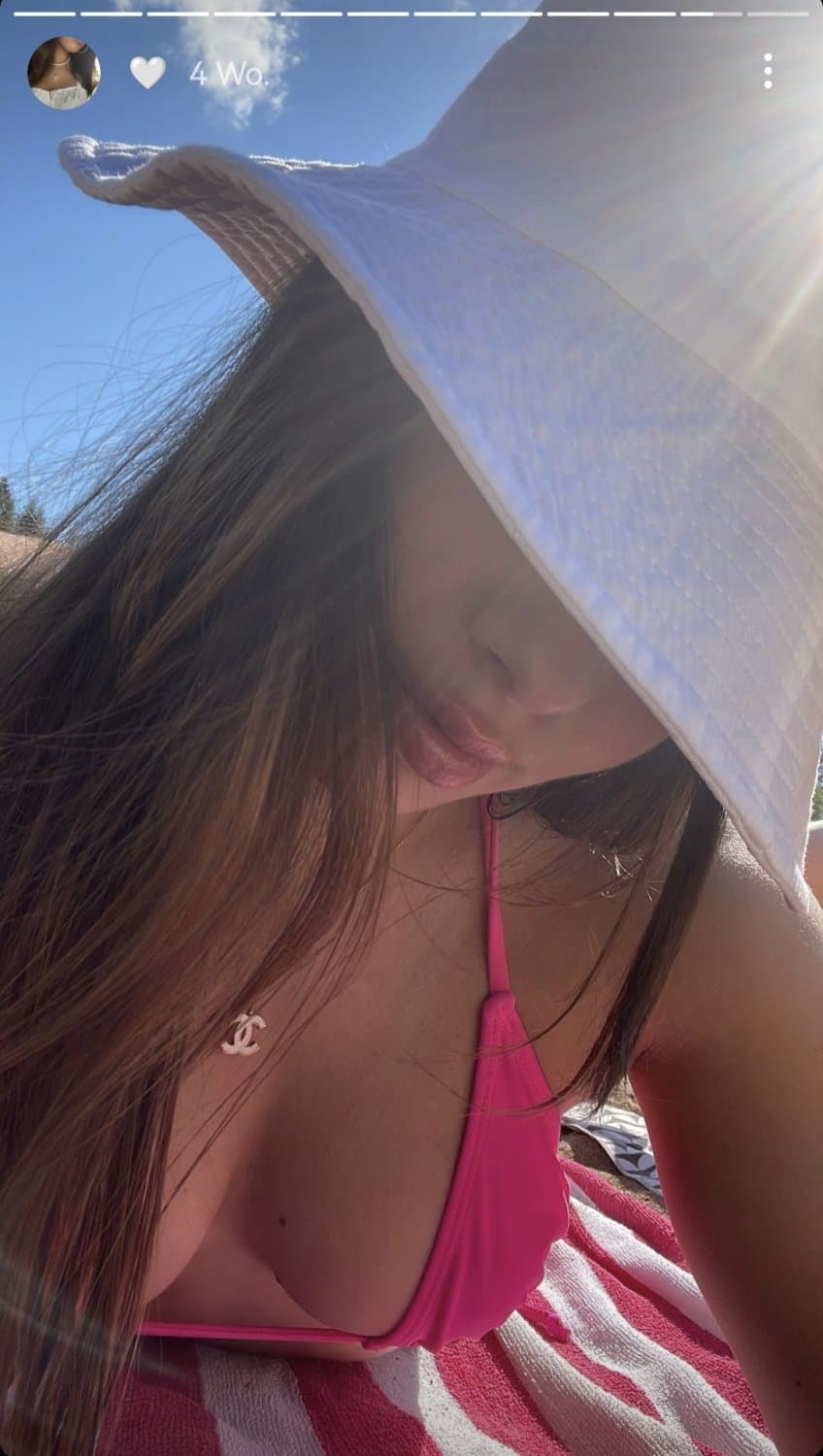 Canadian Webslut Charlotte