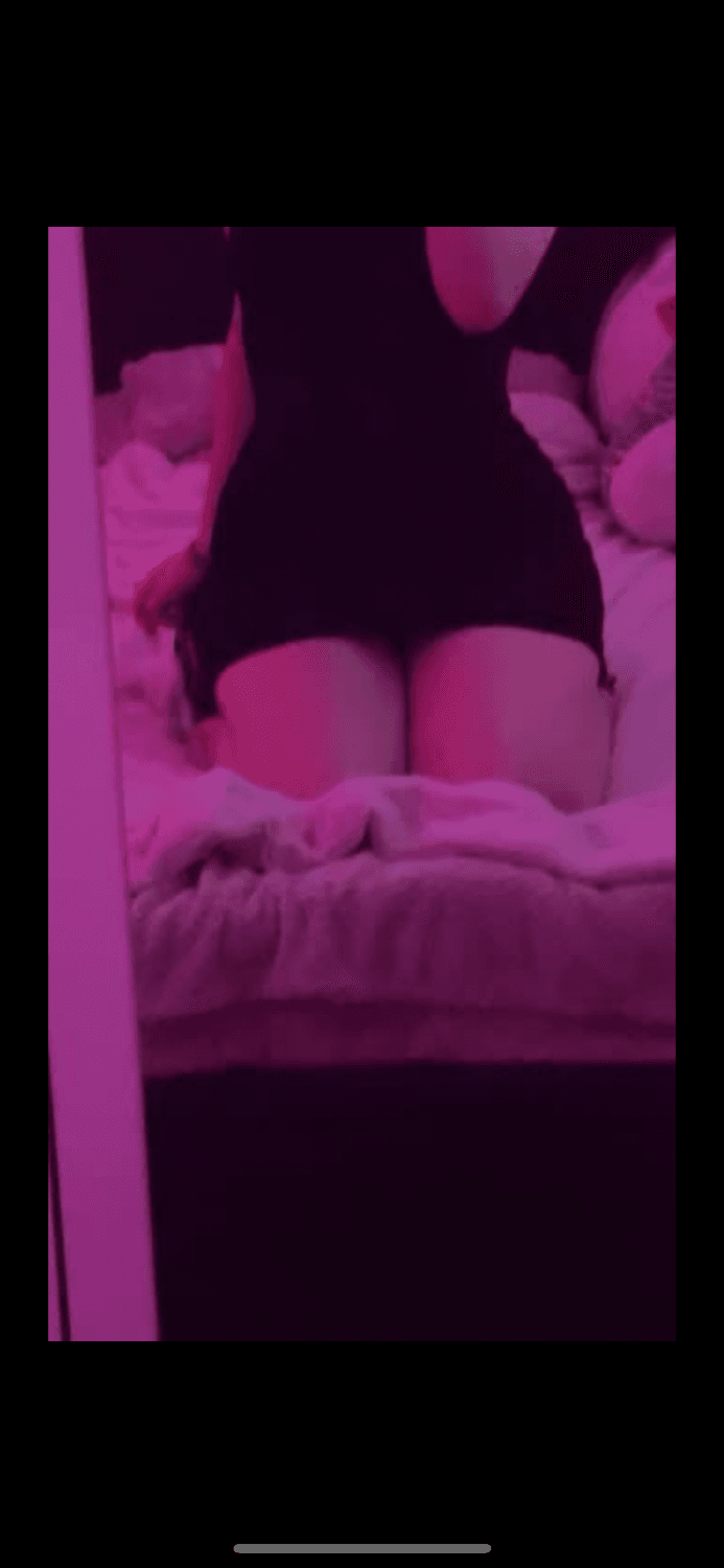 Latvian Teen Samanta wants to show off her massive ass