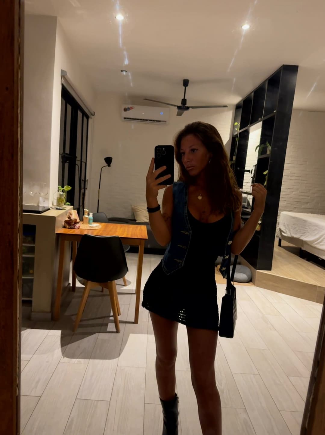 Would rip my clothed off and fuck me if I asked nicely