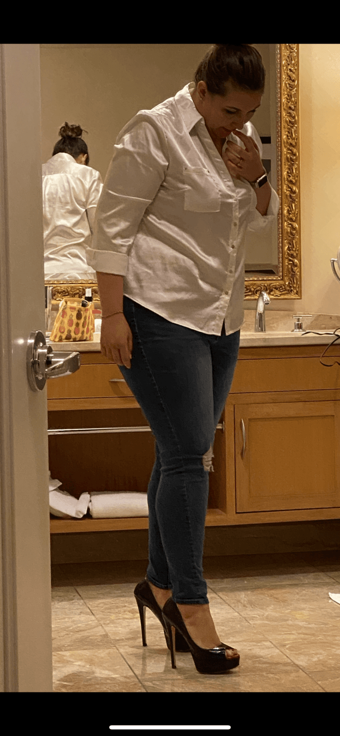 Cheating MAGA lover. She needs comments likes and sharing. CA PAWG! Comments? Thoughts?