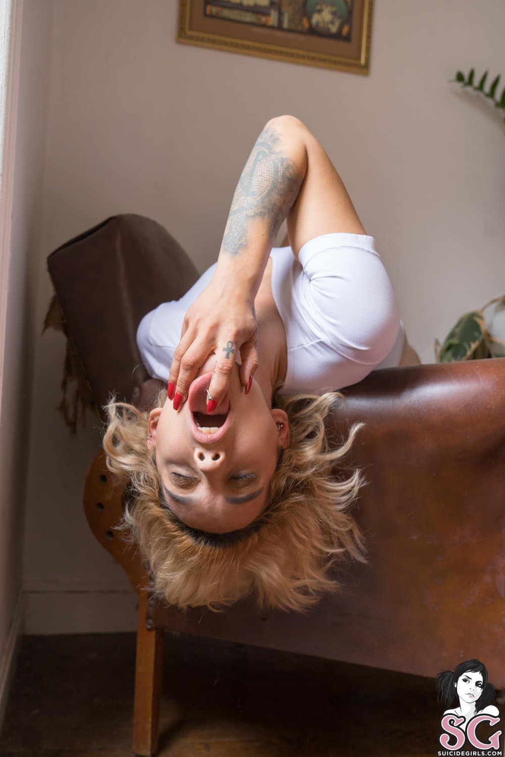 Witchy Pixie - Suicide Girls