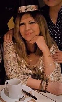 Sally Sara 48 yo former escort in Vegas, loves sex, 44ddd, loves red wine smokes virginia slims