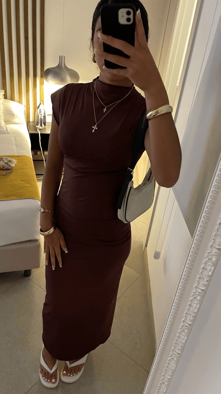 Click to view full size New Zealand Slut Arzana