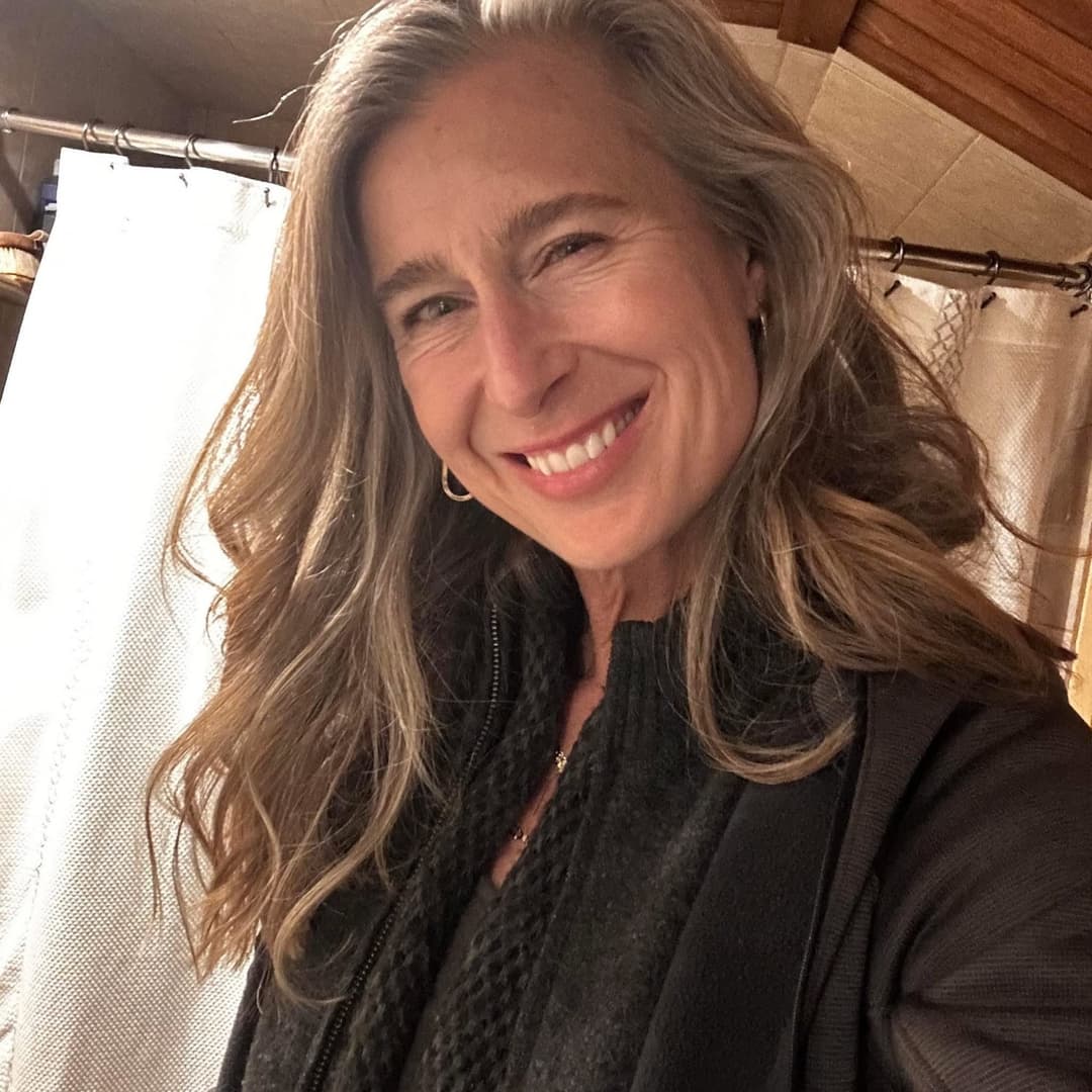 New York Jewish MILF Loves BBC