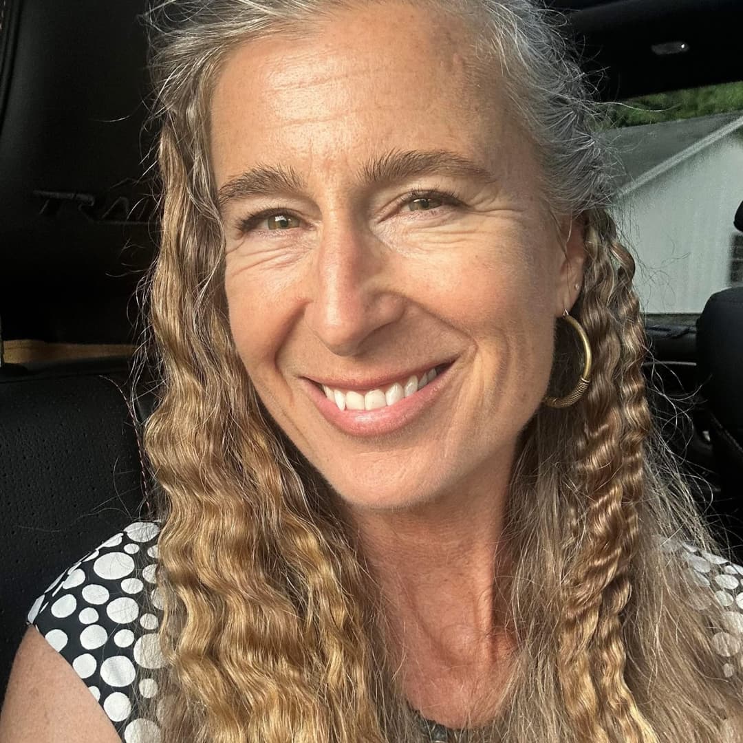 New York Jewish MILF Loves BBC