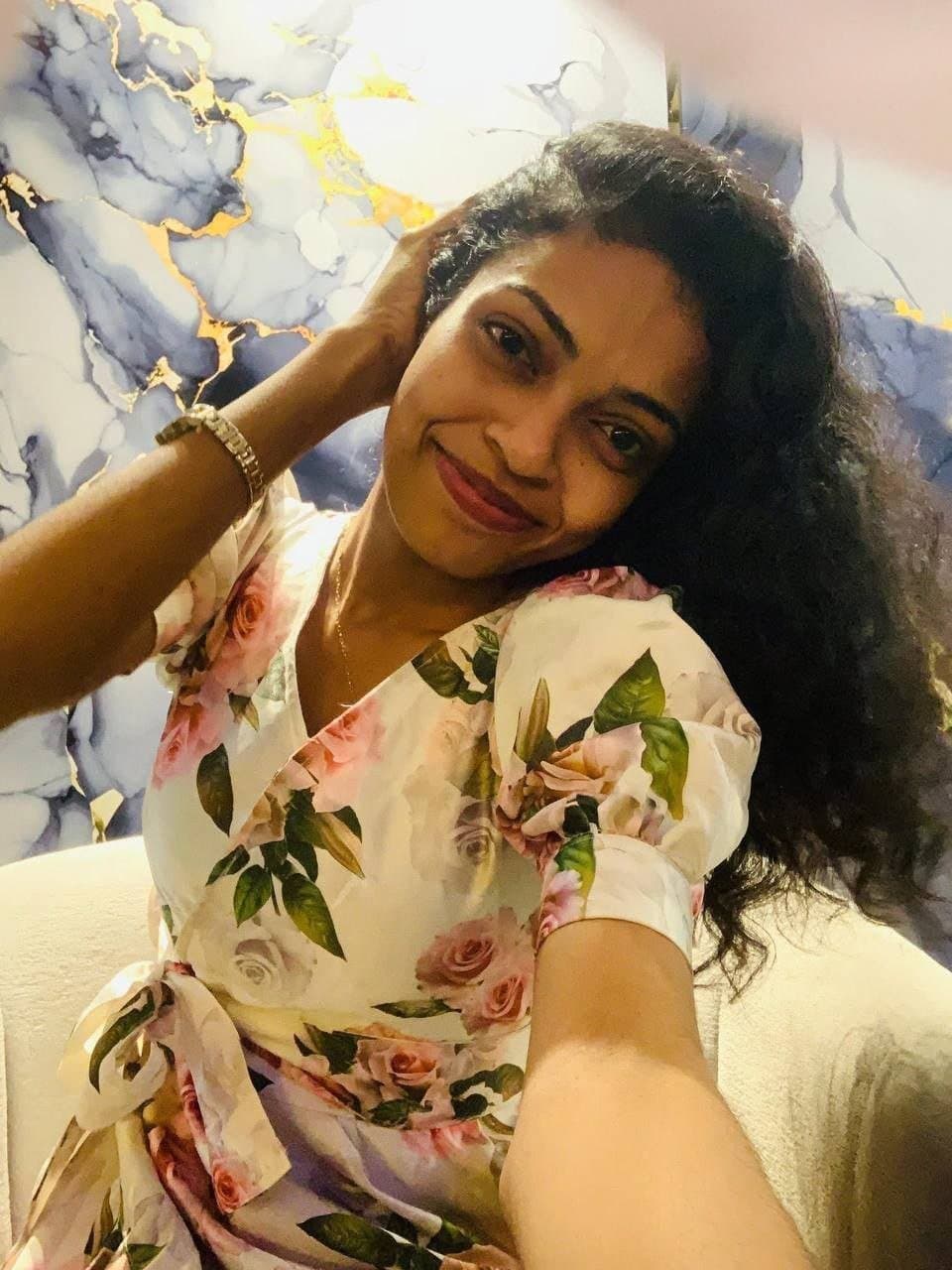 Tamil Girl Doing Blowjob And Making Nude Video