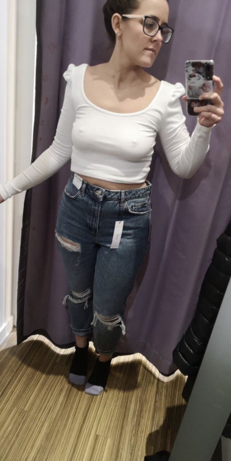 Horny Amateur Naughty Nerd Nurse Wants and Needs Cock ????✊???