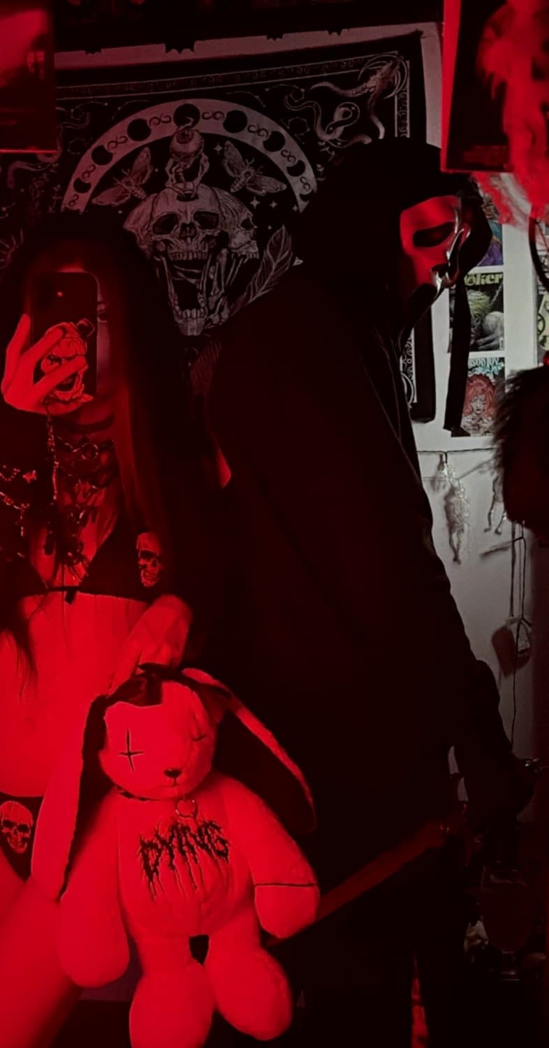 Dark duo serving sinful energy